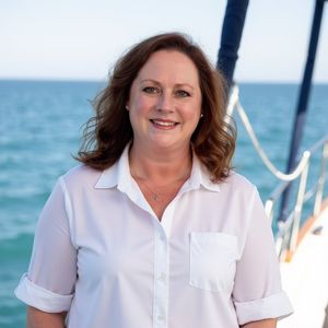 Lisa Rudloff Lisa Rohloff, BA, MSTPC, EMA - Outschool Teacher | Outschool